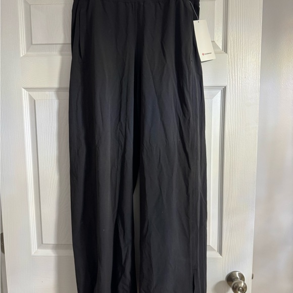 NWT Lululemon Stretch Woven High-Rise Wide-Leg Pant - Picture 2 of 4